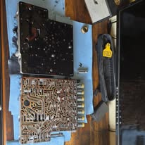 Transmission components arranged on a work surface